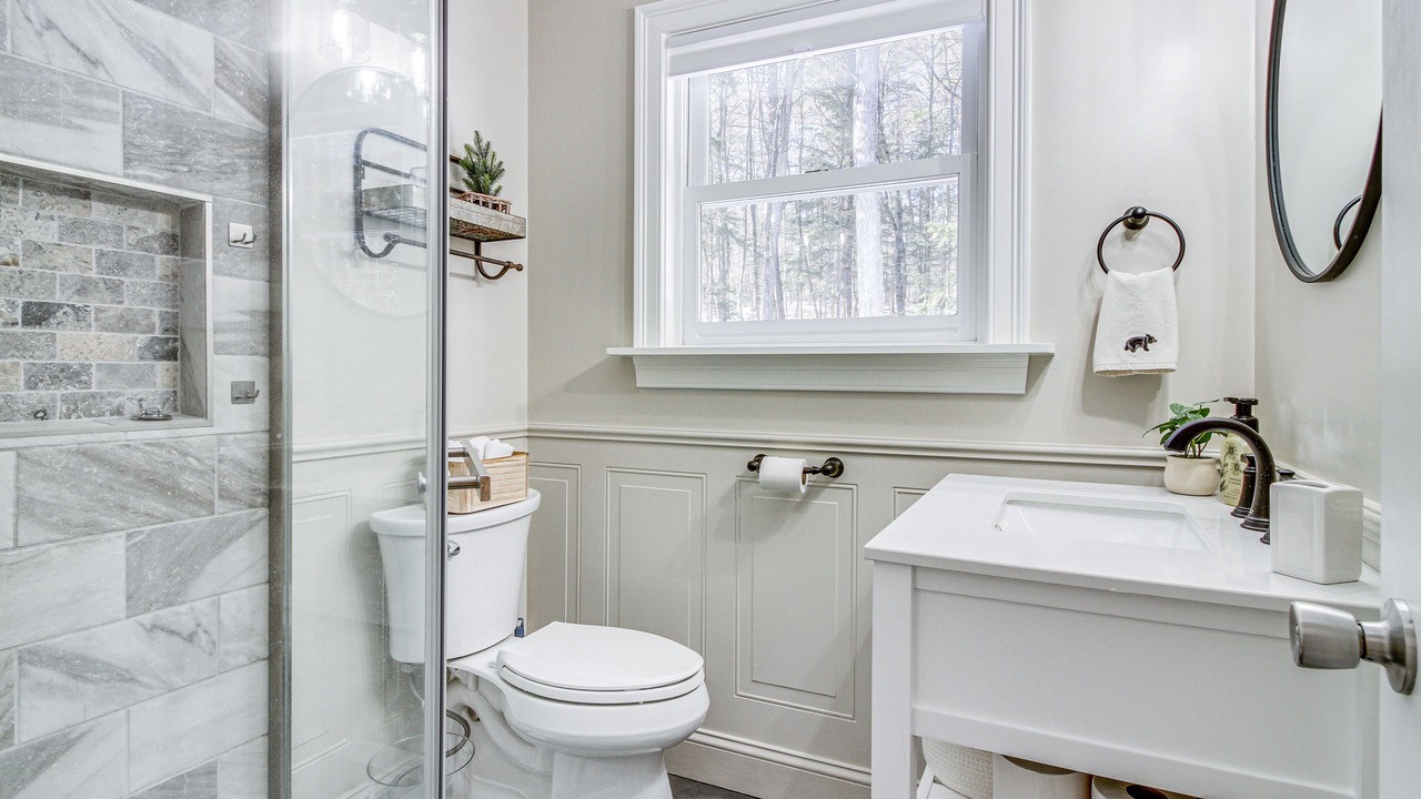 Photo of Bathroom in Lake George
