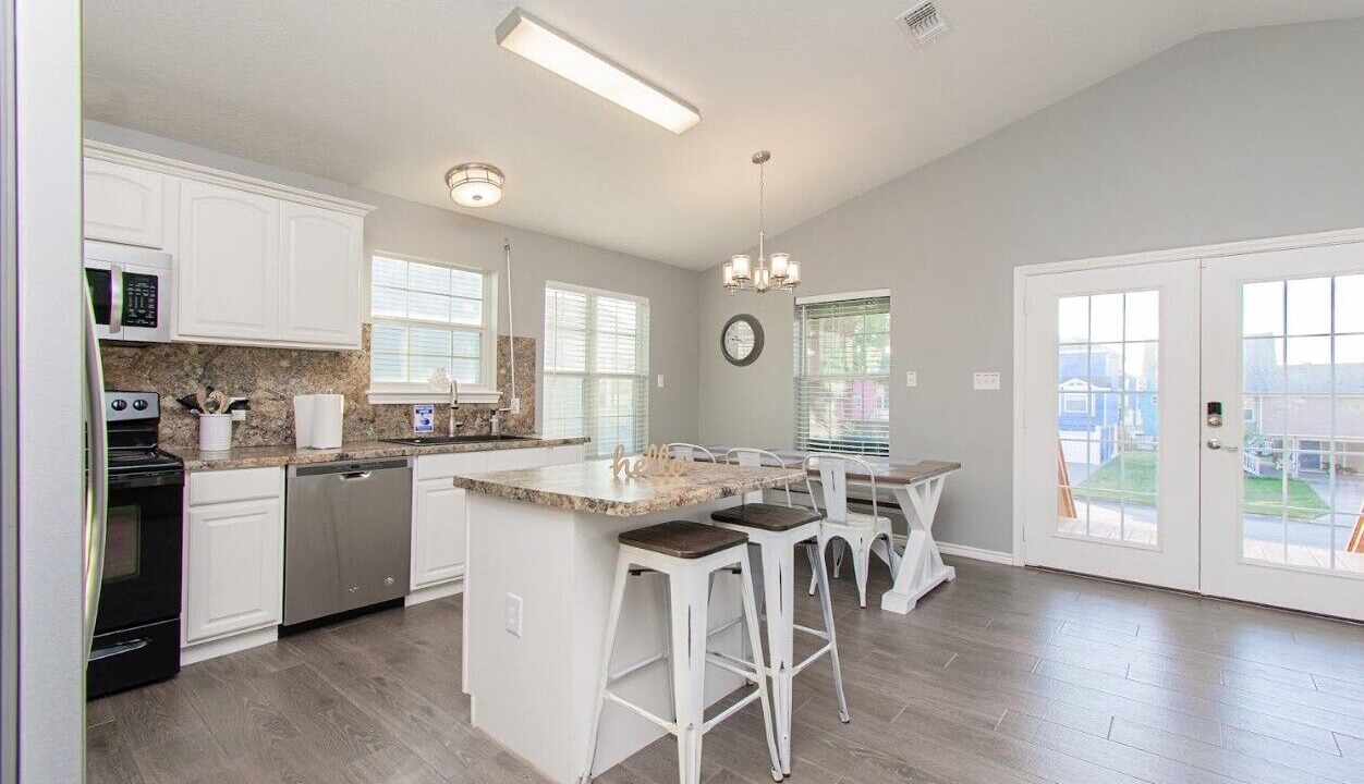 Photo of Kitchen in Pirates Beach