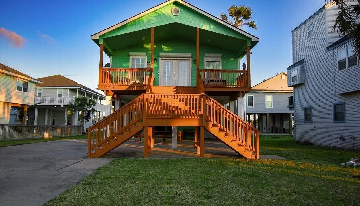 Photo of Outdoor in Pirates Beach