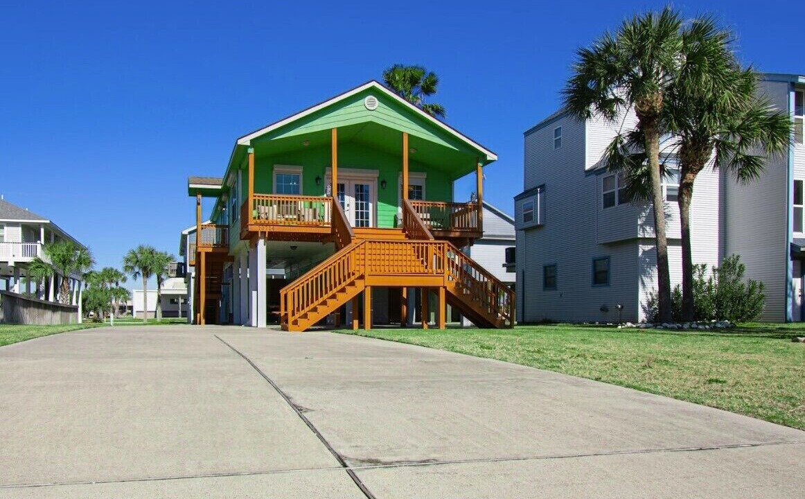 Photo of Outdoor in Pirates Beach