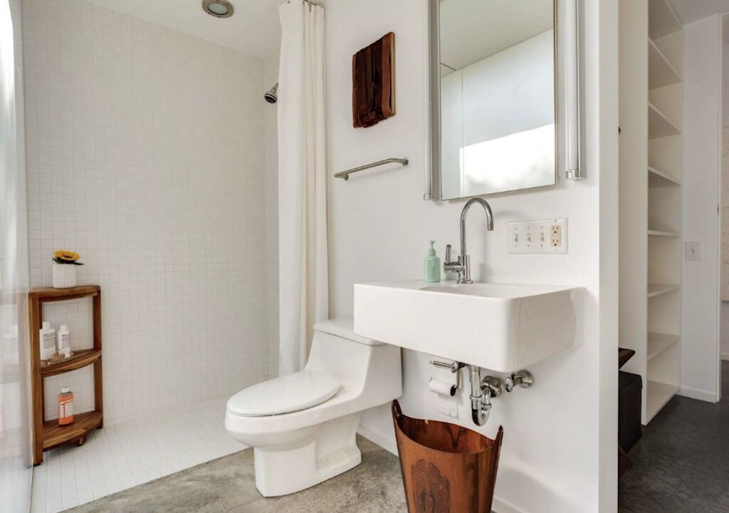 Photo of Bathroom in Water Mill