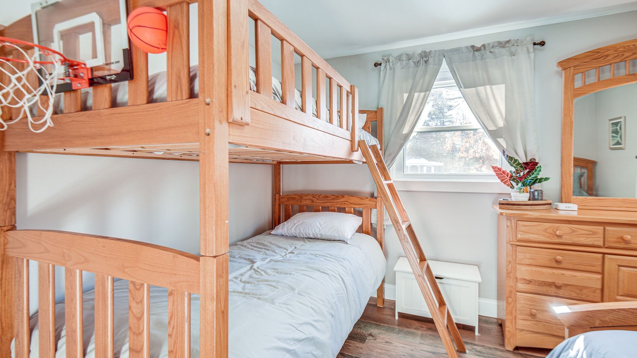 Photo of Bedroom in Locke Lake Colony