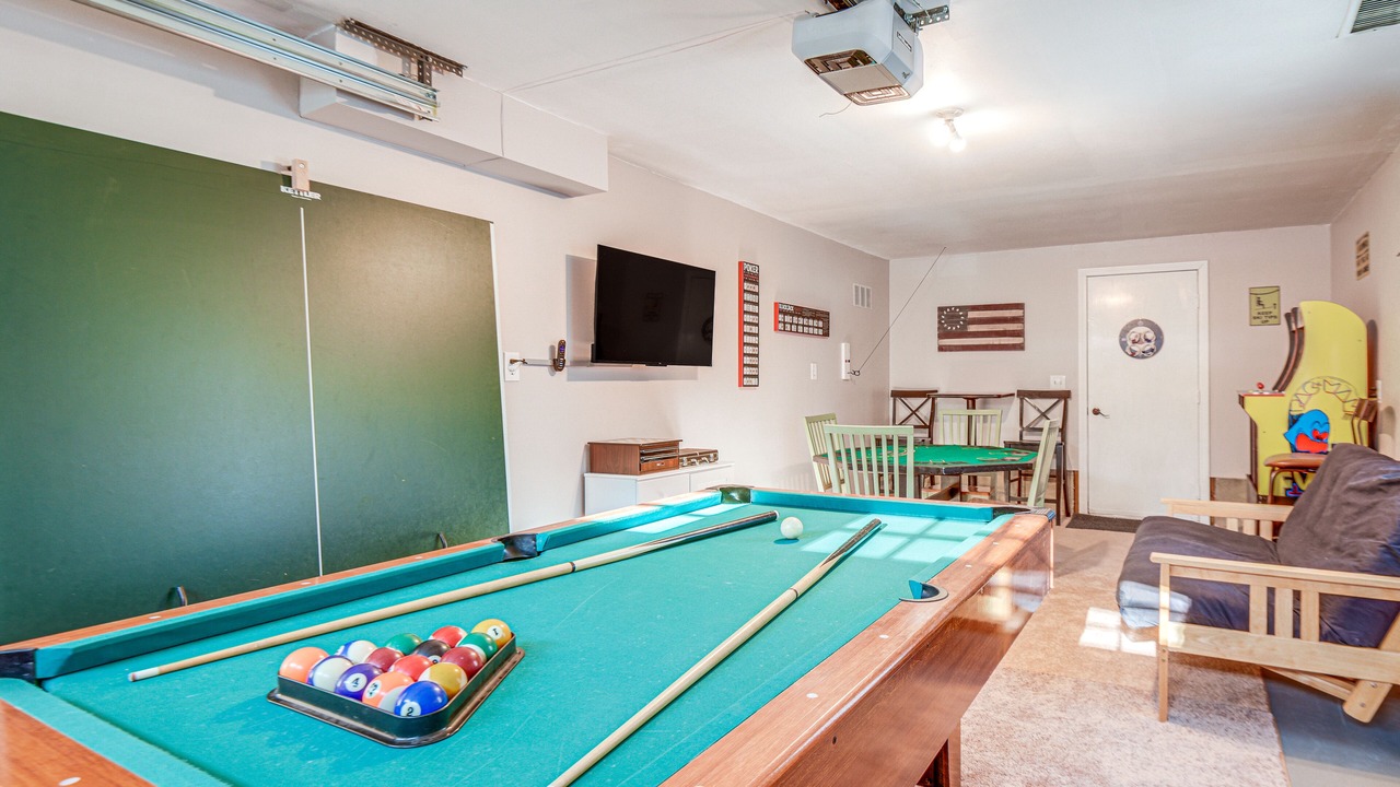 Photo of Bedroom in Locke Lake Colony