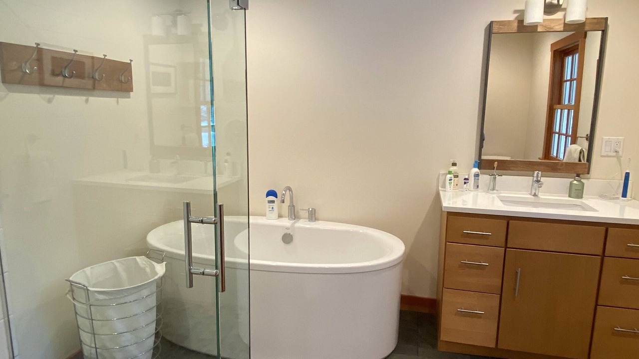 Photo of Bathroom in Hanover