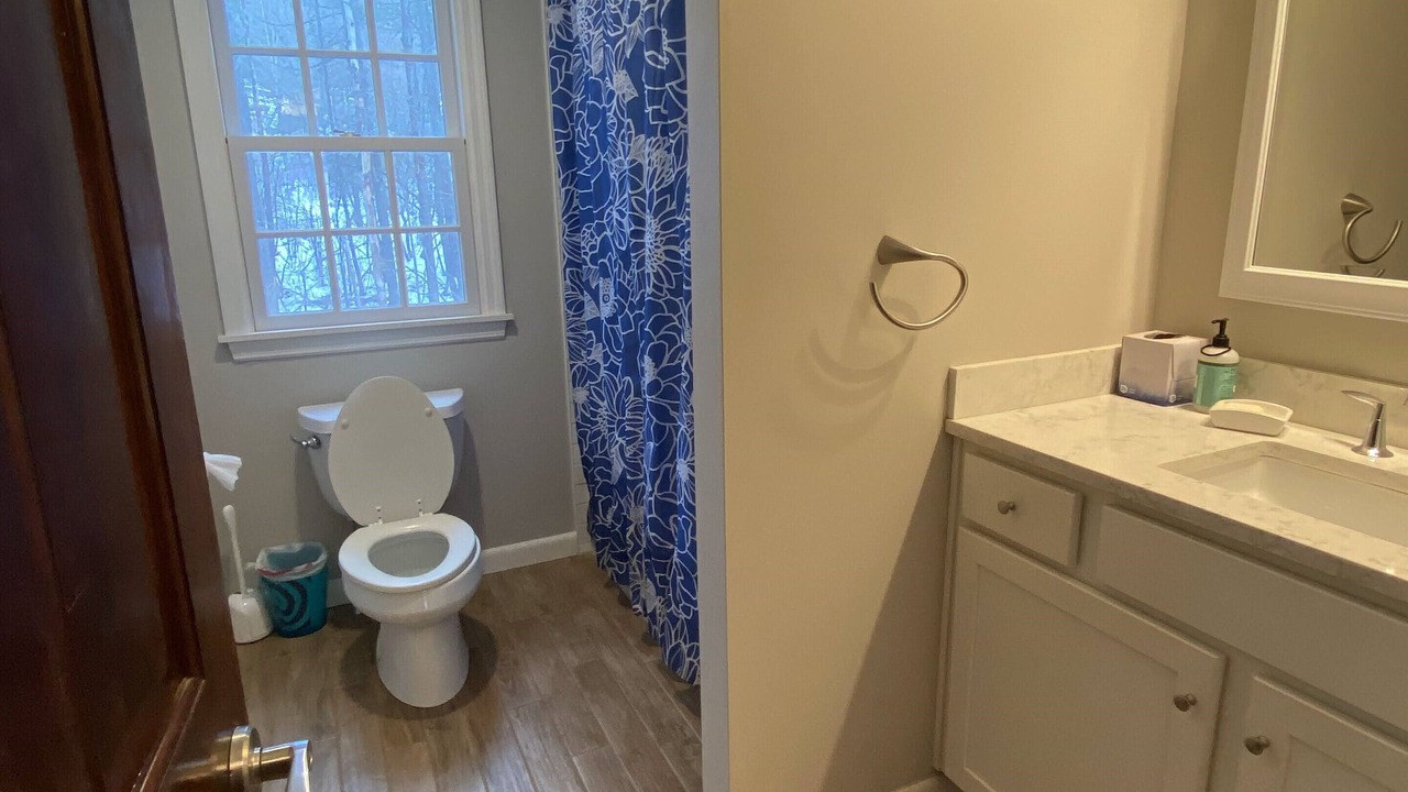 Photo of Bathroom in Hanover