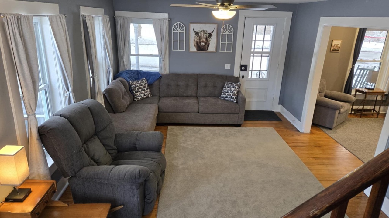 Photo of Livingroom in Charlestown