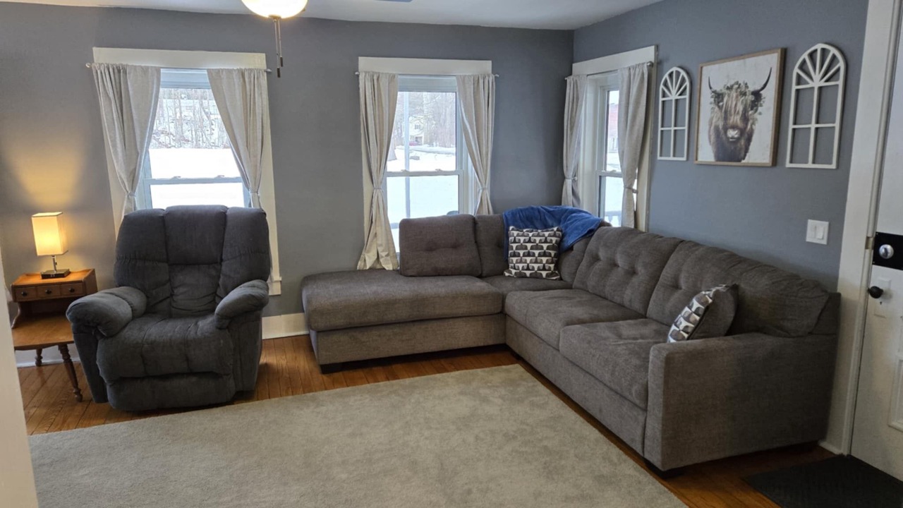 Photo of Livingroom in Charlestown
