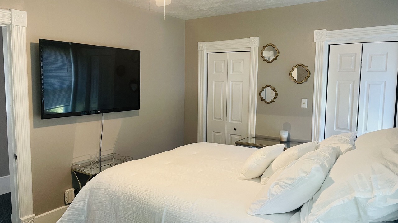Photo of Bedroom in Evans Mills