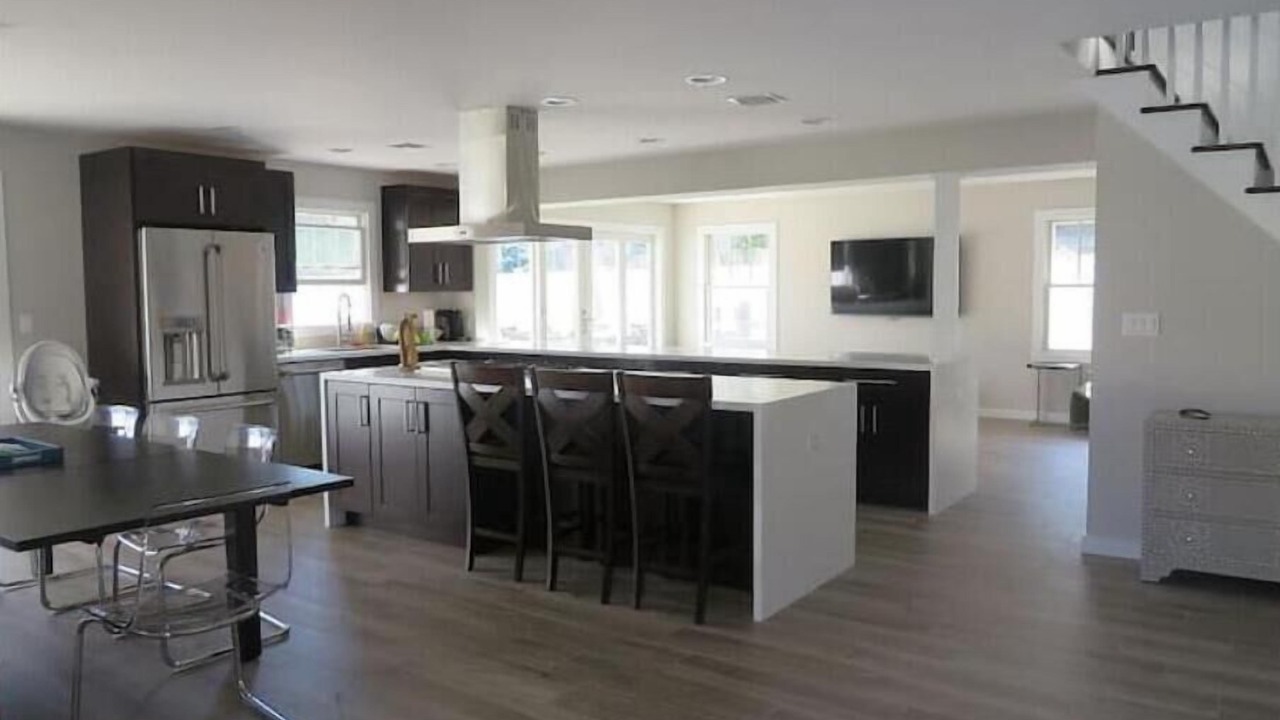 Photo of Kitchen in Lido Beach