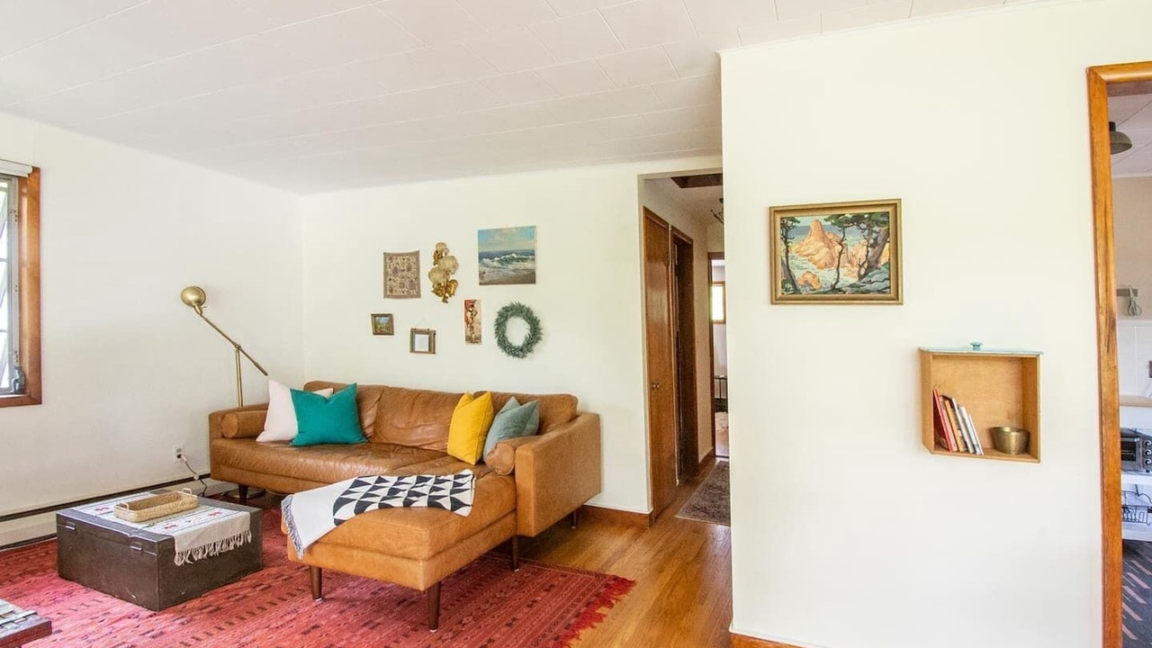 Photo of Livingroom in Saugerties South