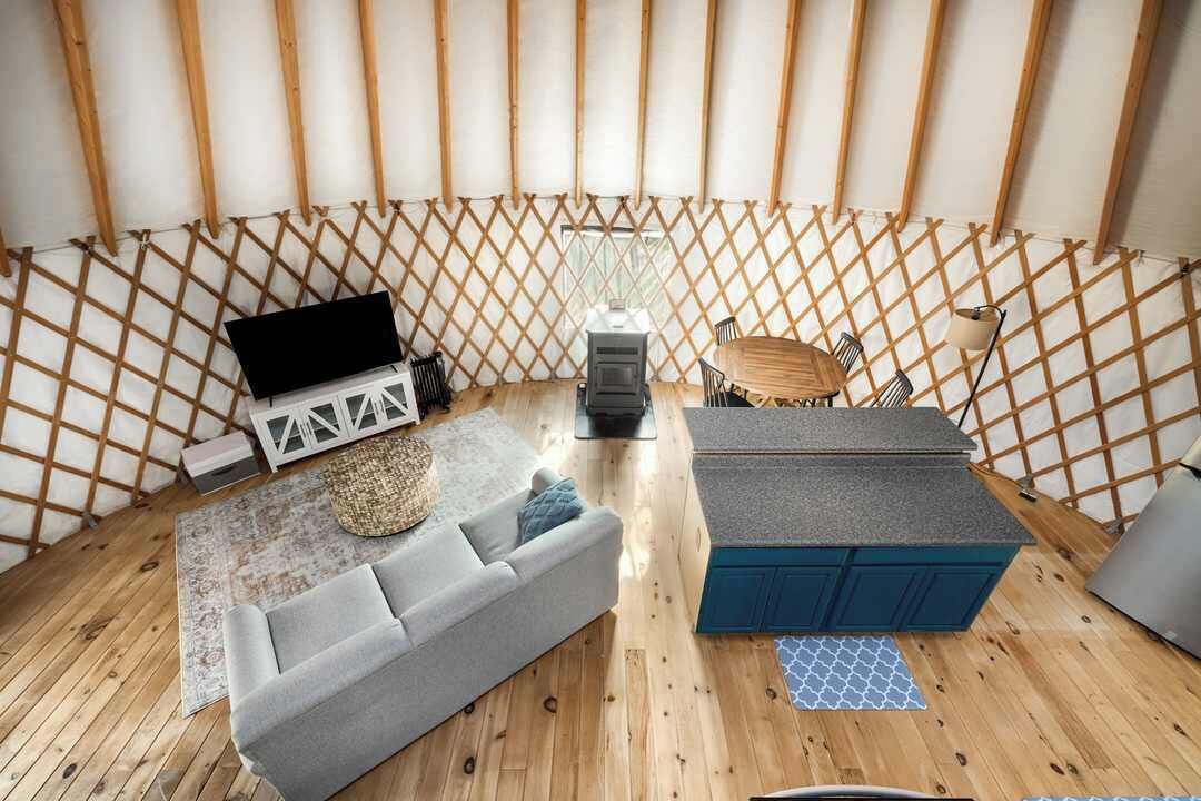 Photo of Livingroom in Wardensville