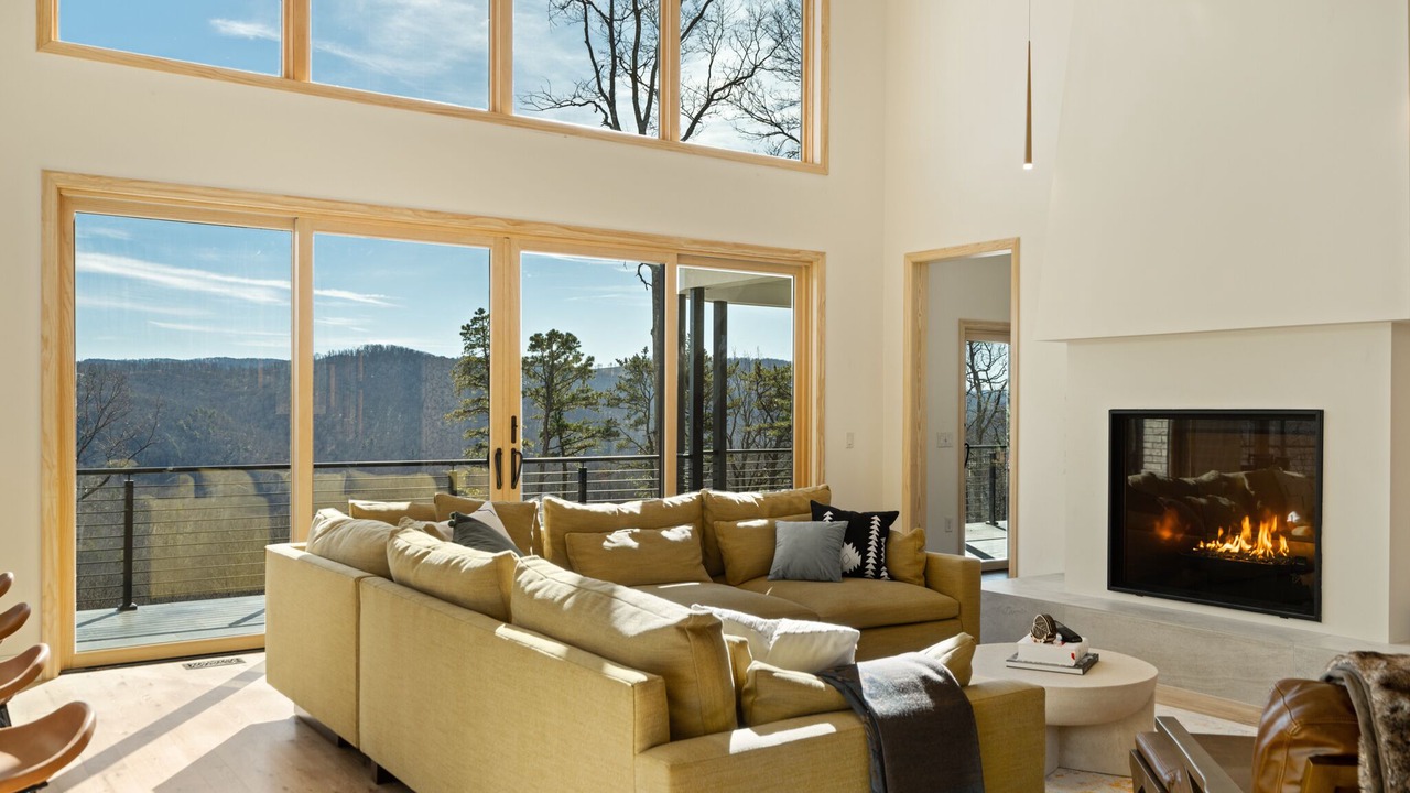 Photo of Livingroom in South Fork