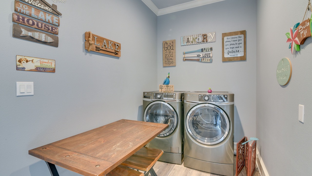 Photo of Bedroom in Lakeview  Jefferson County
