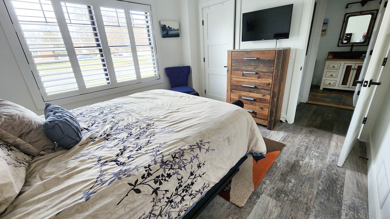 Photo of Bedroom in Saratoga Springs