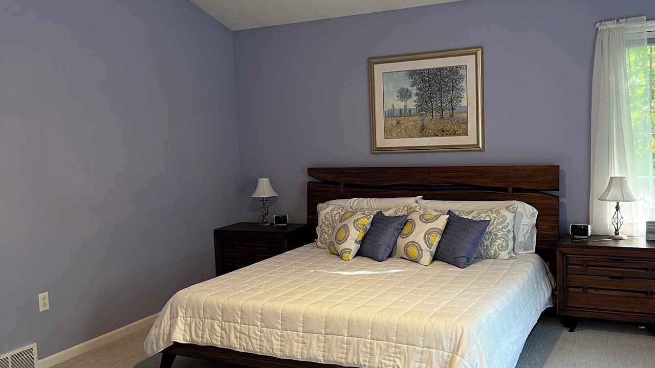 Photo of Bedroom in Saratoga Springs