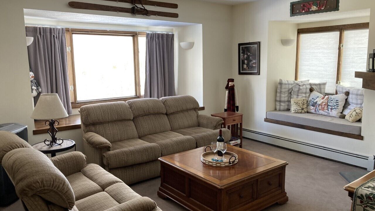 Photo of Livingroom in Central Vermont- Killington