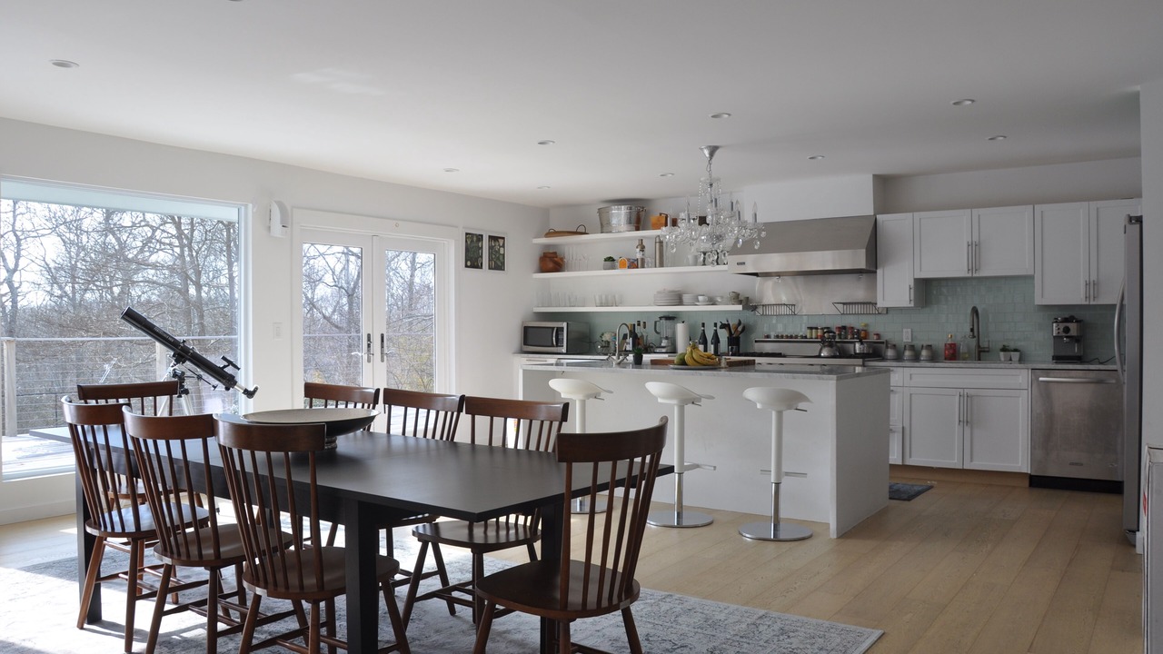 Photo of Kitchen in North Sea