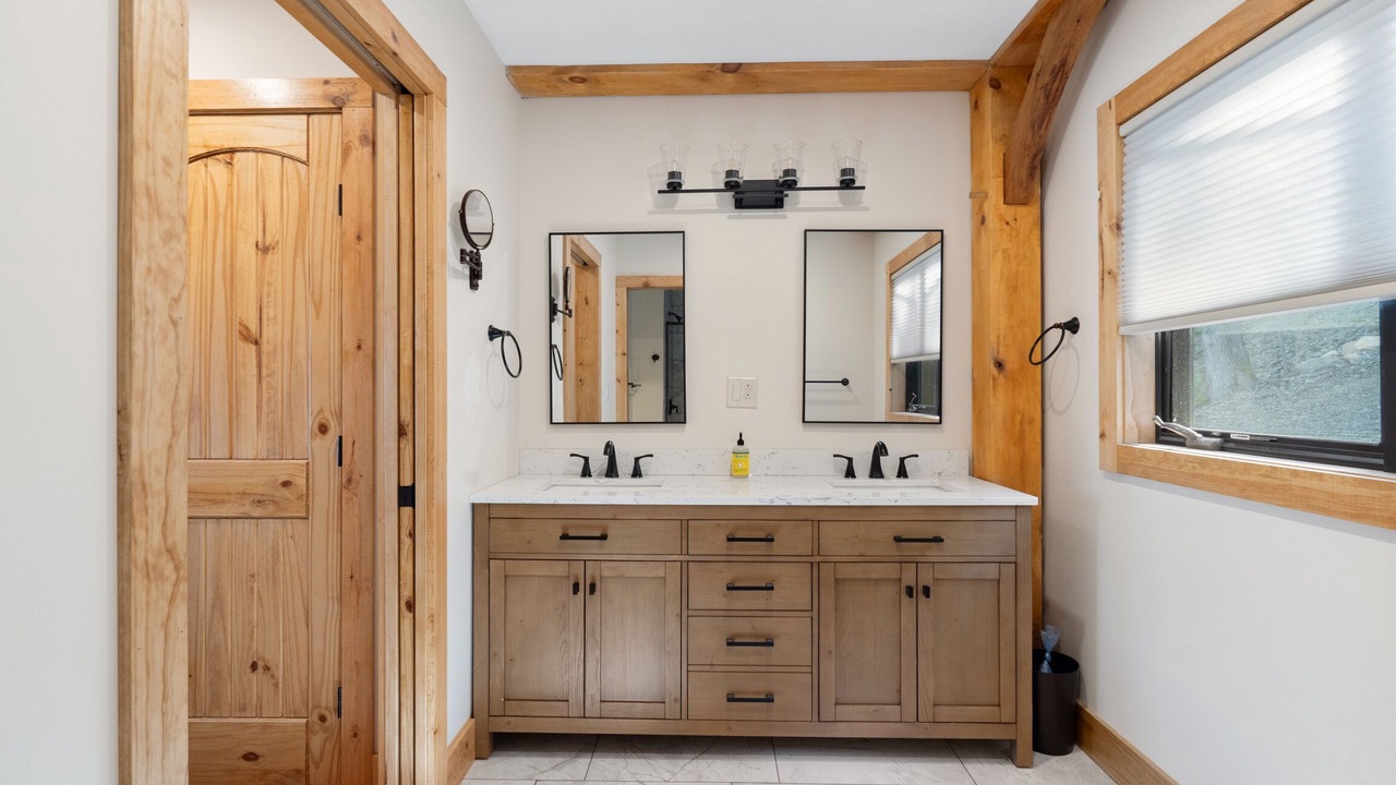 Photo of Bathroom in Naples