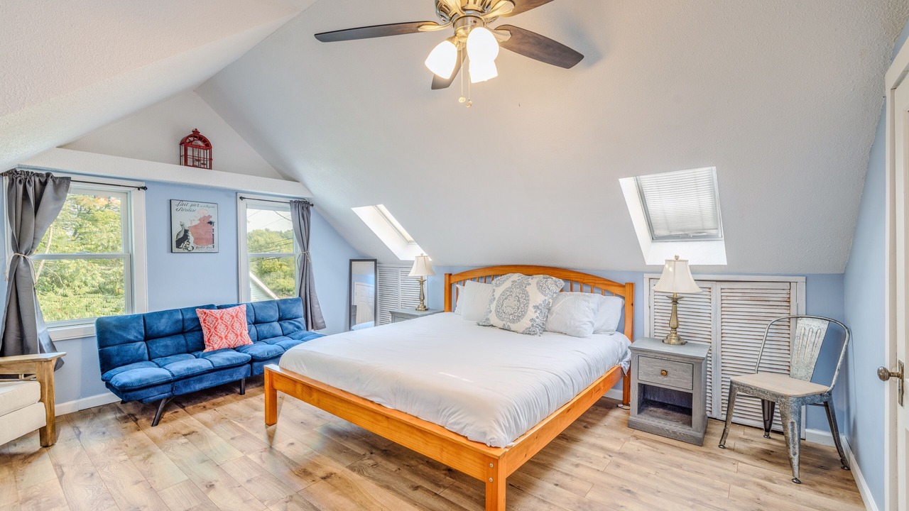 Photo of Bedroom in Ticonderoga