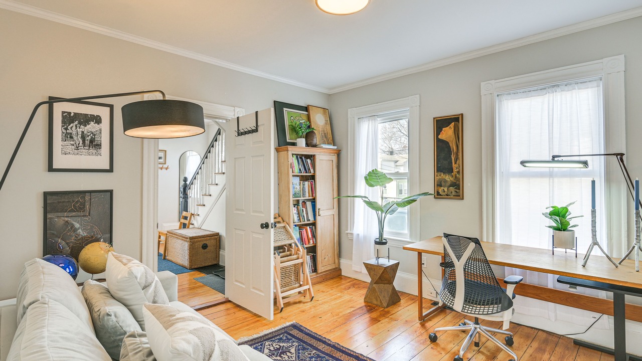 Photo of Livingroom in Watertown