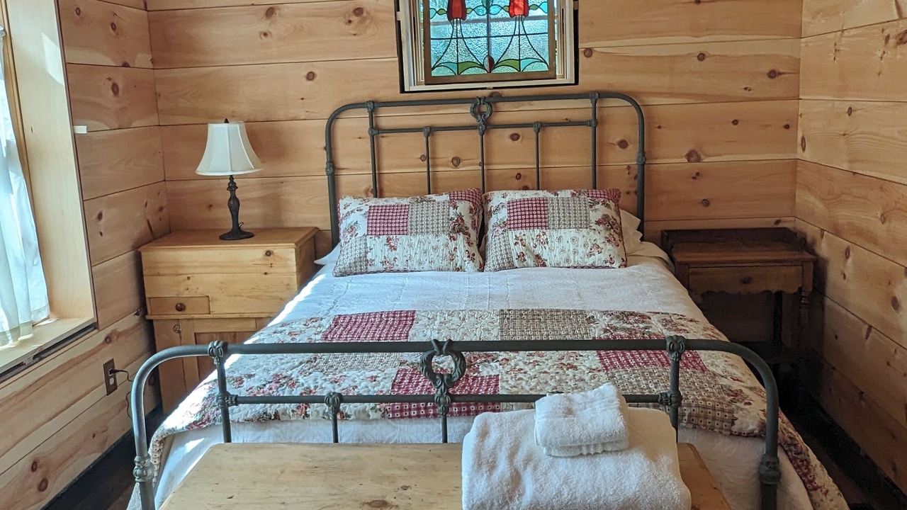 Photo of Bedroom in East Wakefield