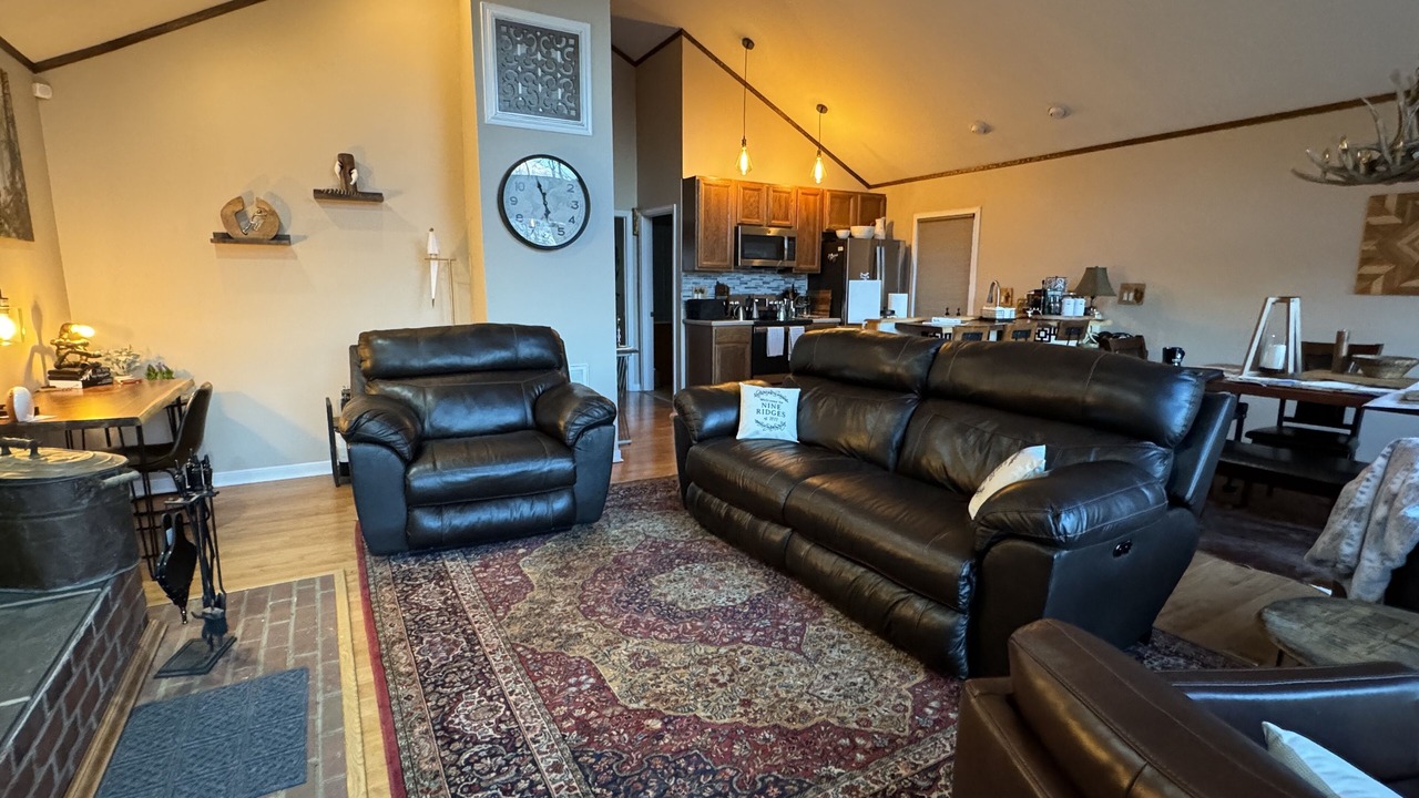 Photo of Livingroom in Montebello