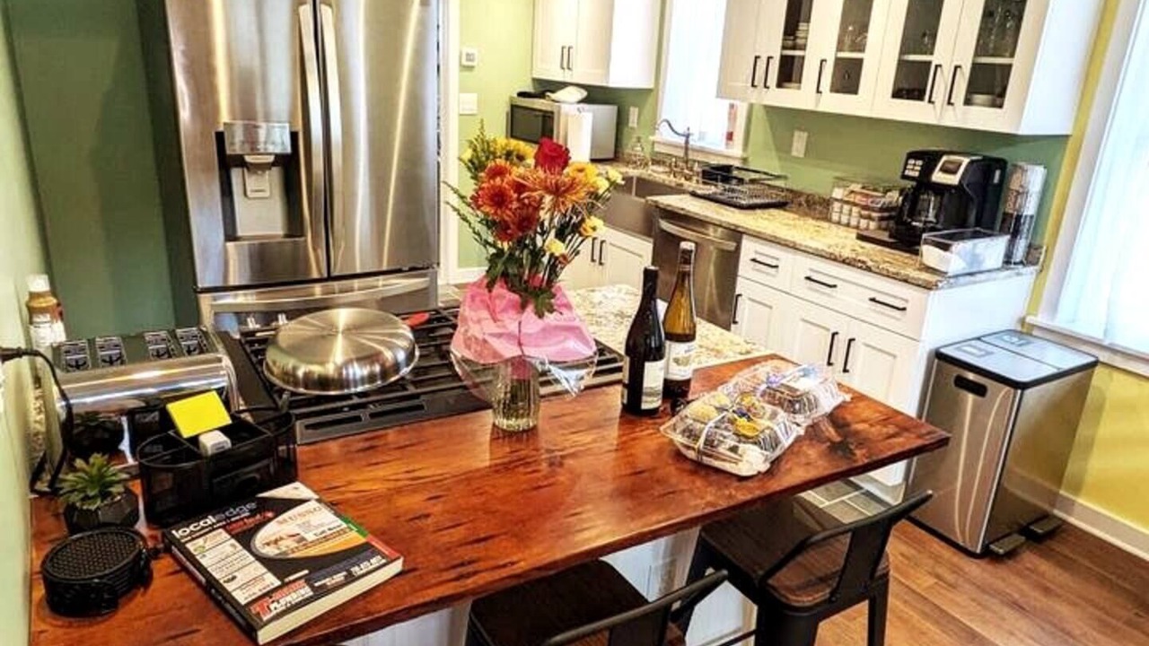 Photo of Kitchen in Front Park