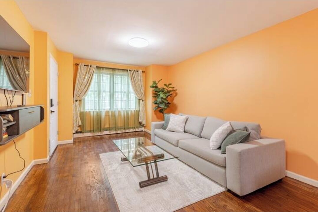 Photo of Livingroom in Bedford-Stuyvesant