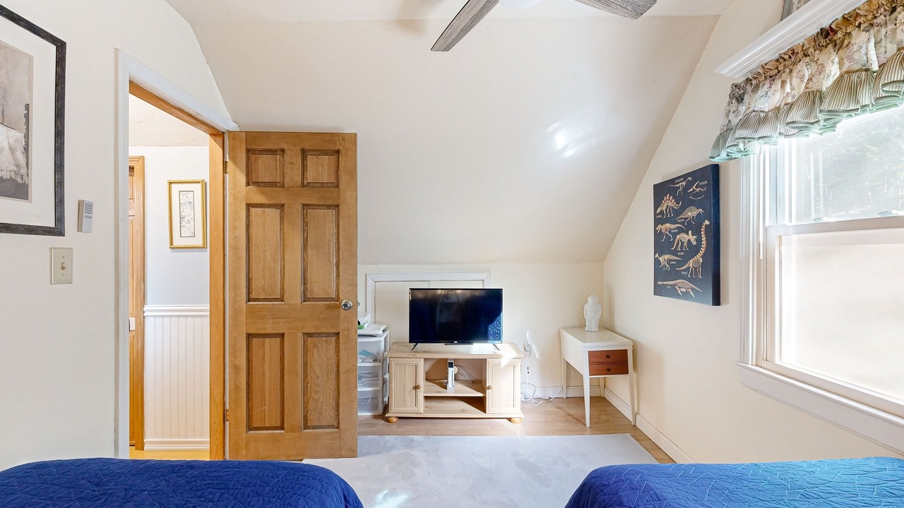 Photo of Bedroom in Gilmanton