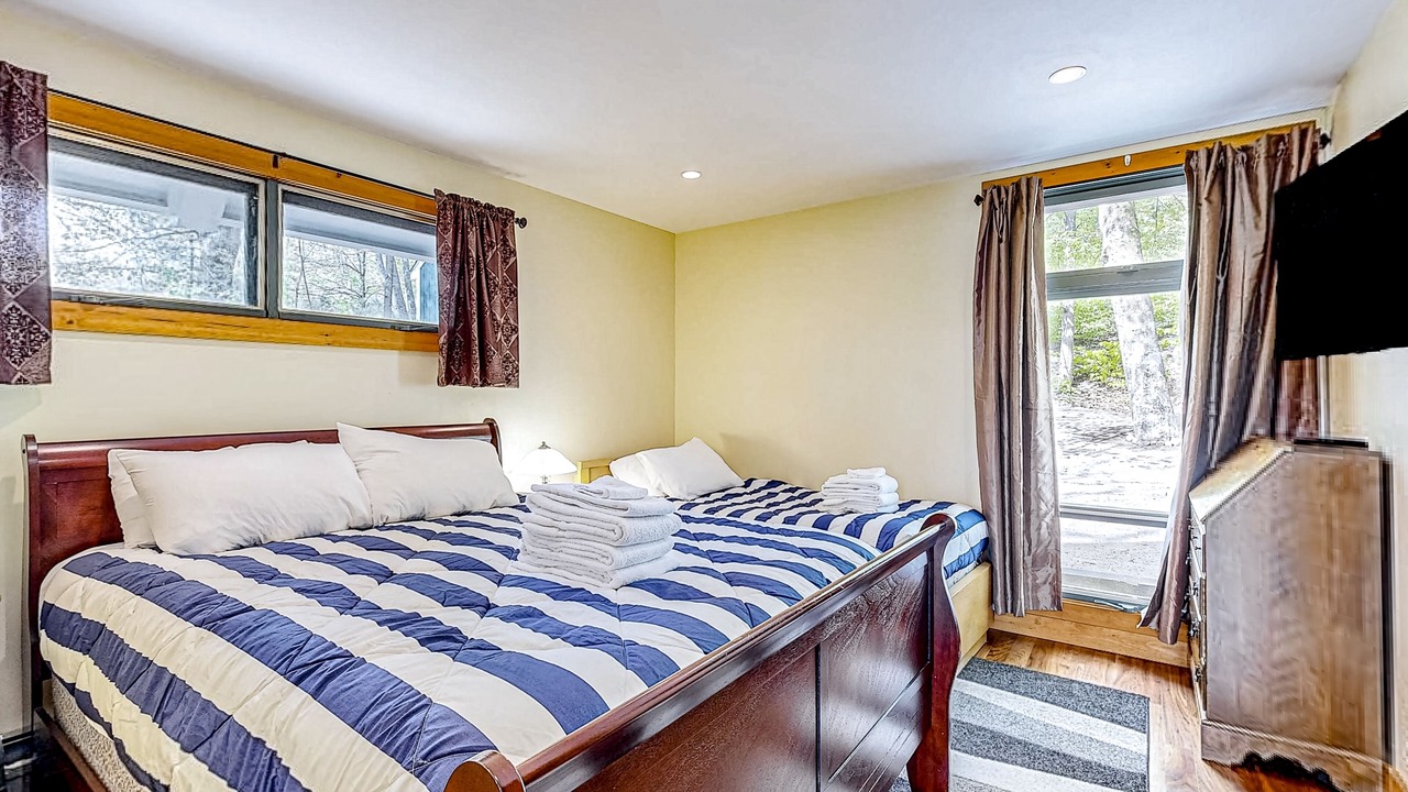 Photo of Bedroom in Wolfeboro