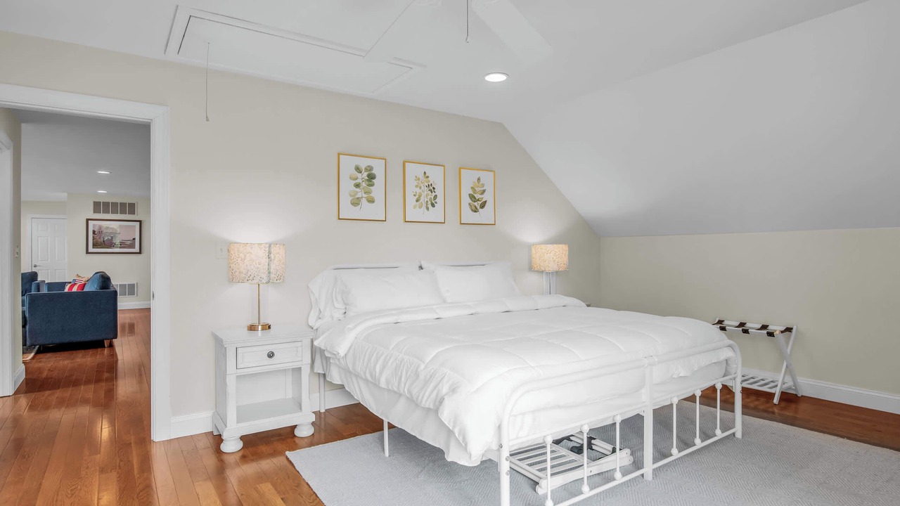 Photo of Bedroom in Royal Oak