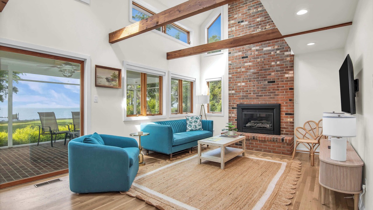 Photo of Livingroom in Royal Oak