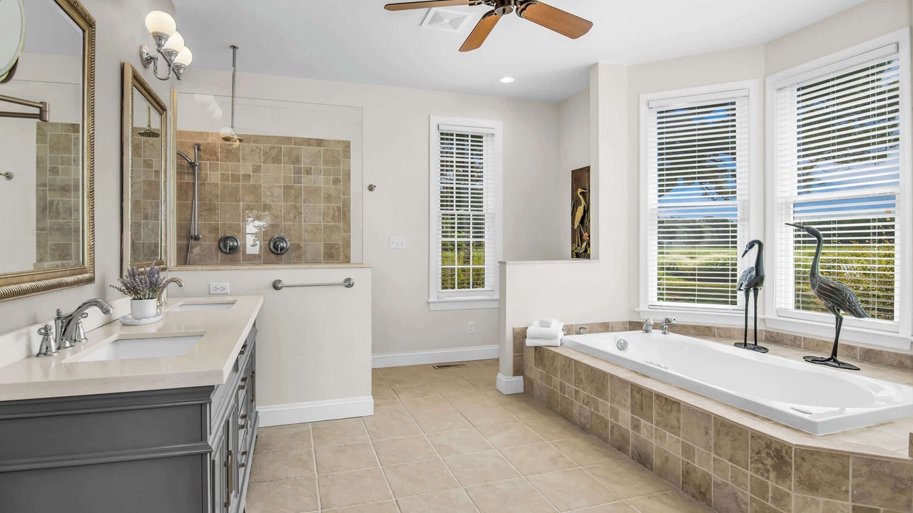 Photo of Bathroom in Royal Oak