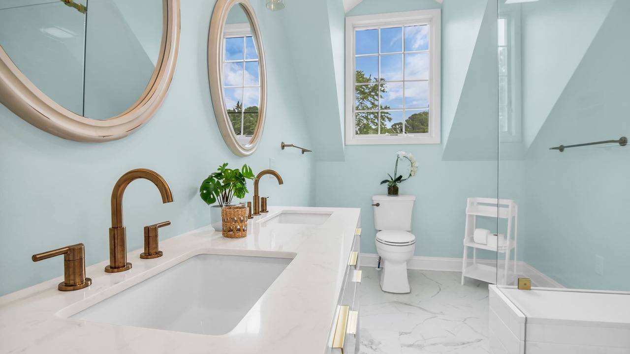 Photo of Bathroom in Royal Oak