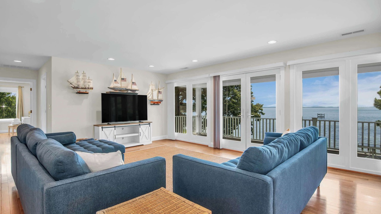Photo of Livingroom in Royal Oak