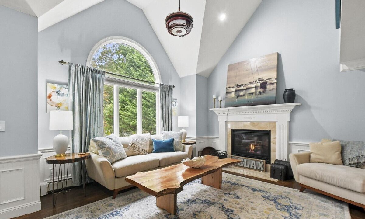 Photo of Bedroom in Waquoit Village