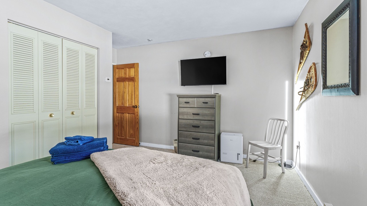 Photo of Bedroom in Mendon