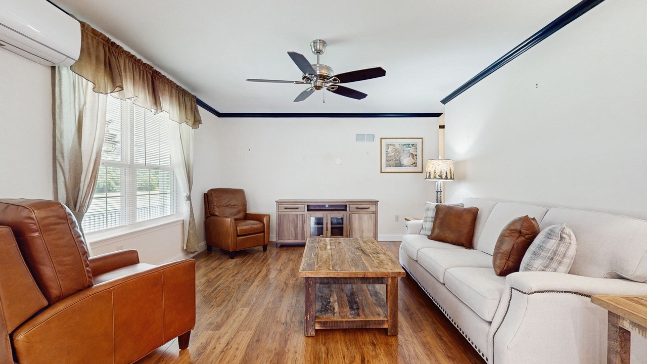 Photo of Livingroom in Arlington