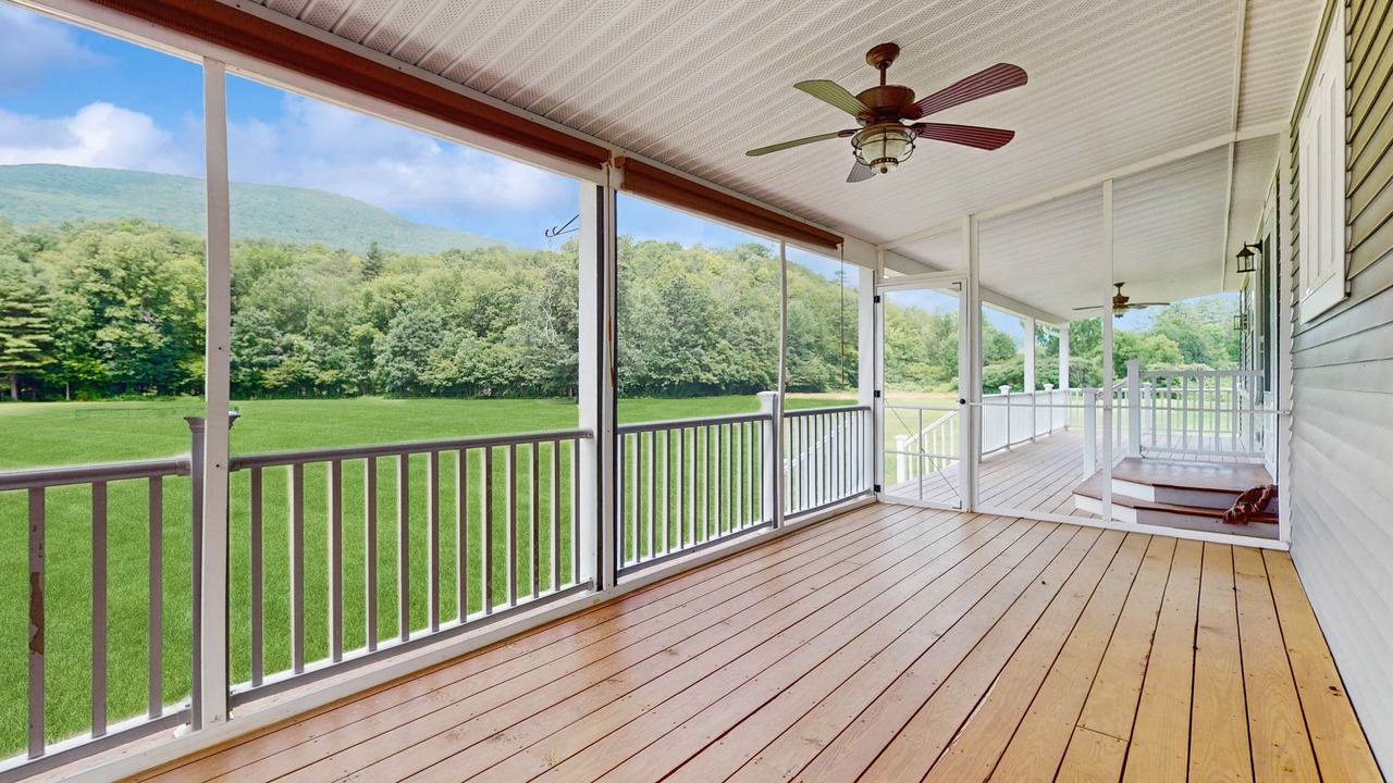 Photo of Patio Balcony in Arlington