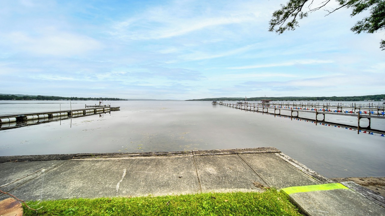 Photo of Outdoor in Jamestown West
