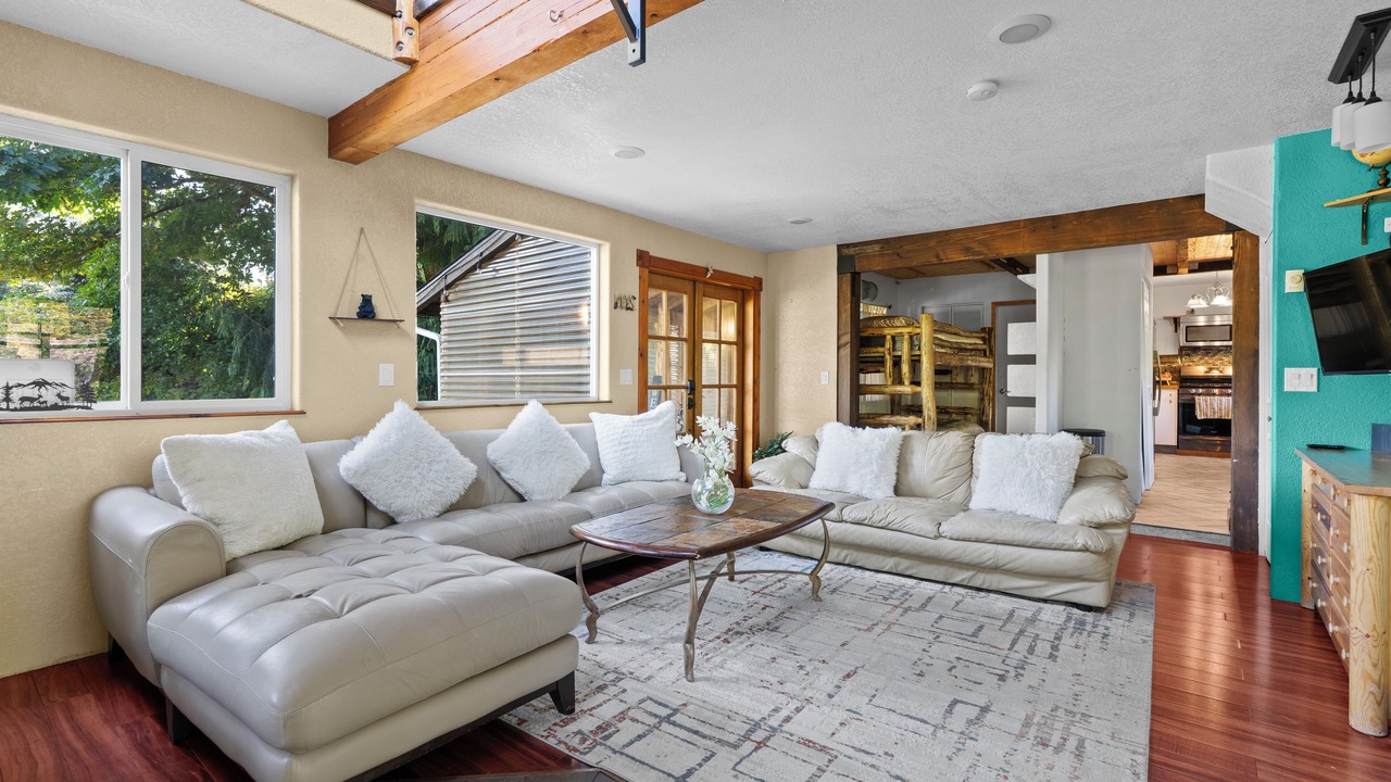 Photo of Bedroom in Peaceful Valley