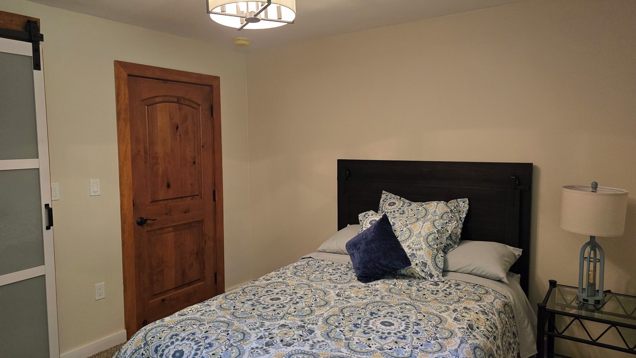 Photo of Bedroom in Canaan