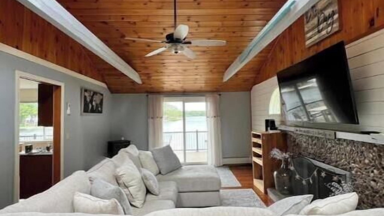 Photo of Livingroom in Middleton
