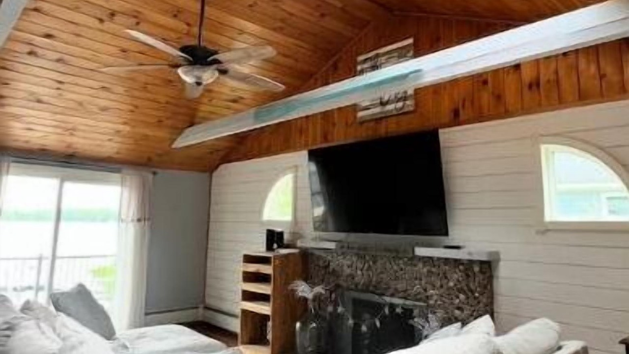 Photo of Livingroom in Middleton