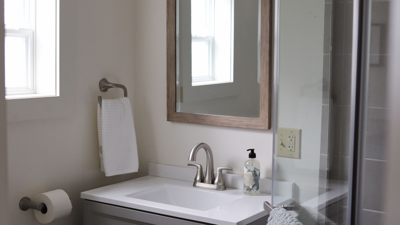Photo of Bathroom in Clarence