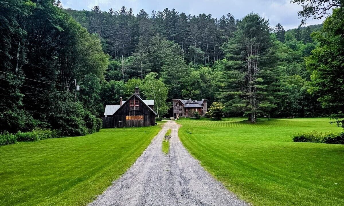 Photo of Outdoor in Hancock