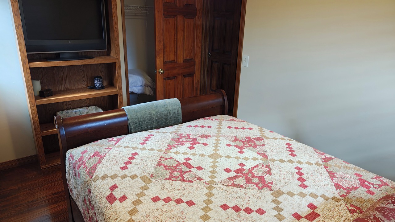 Photo of Bedroom in South Point