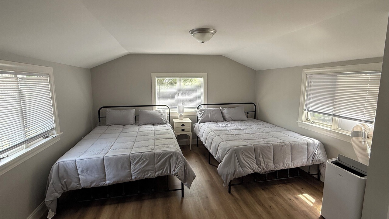 Photo of Bedroom in Alton