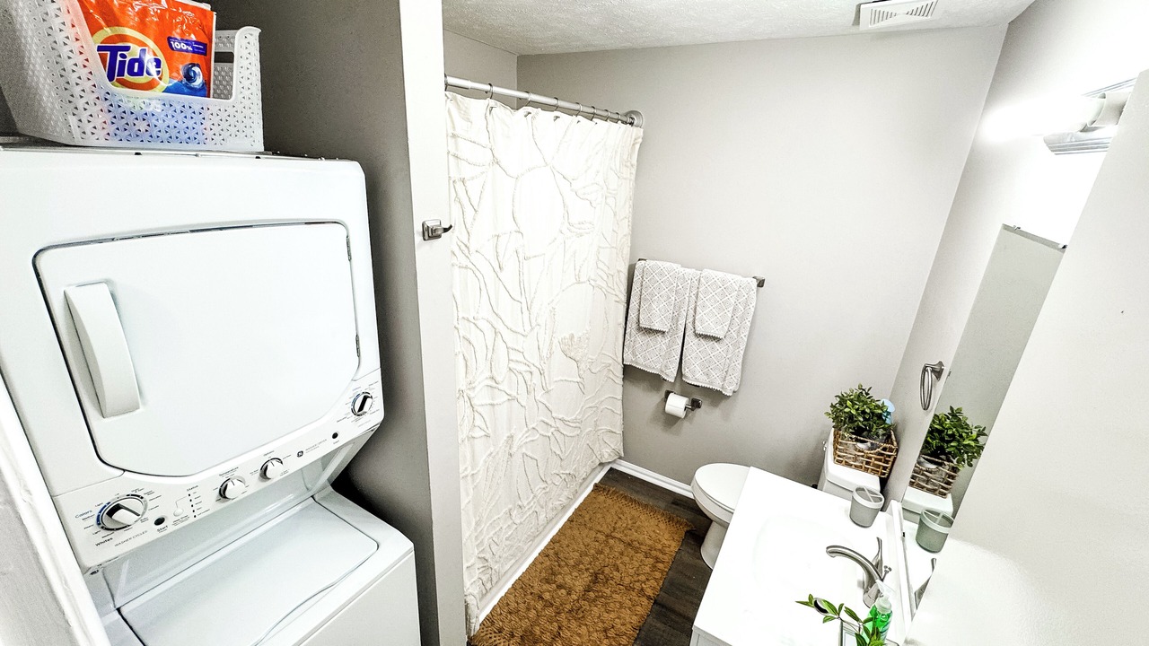 Photo of Bathroom in Pine Forest