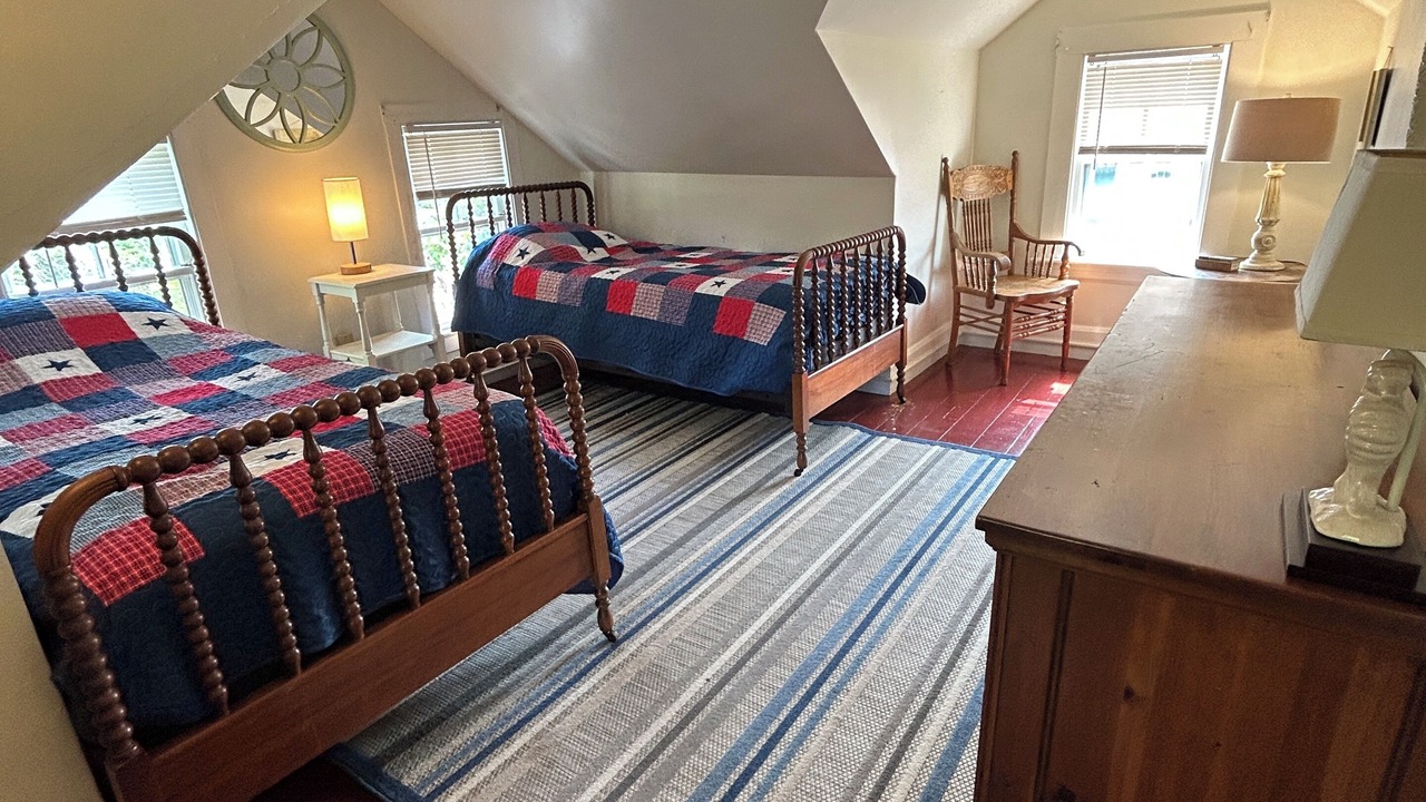 Photo of Bedroom in Moody